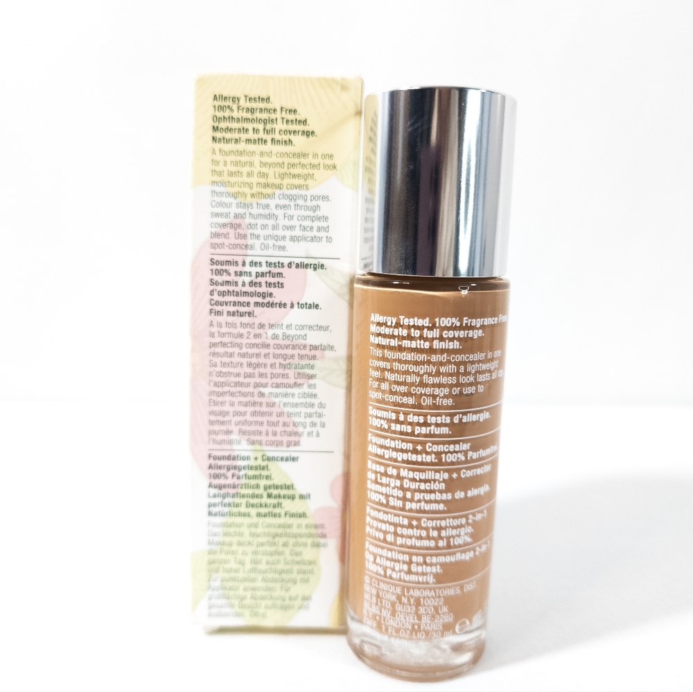 Clinique Beyond Perfecting Foundation + Concealer MO. 17 Nutty - Picture 4 of 4